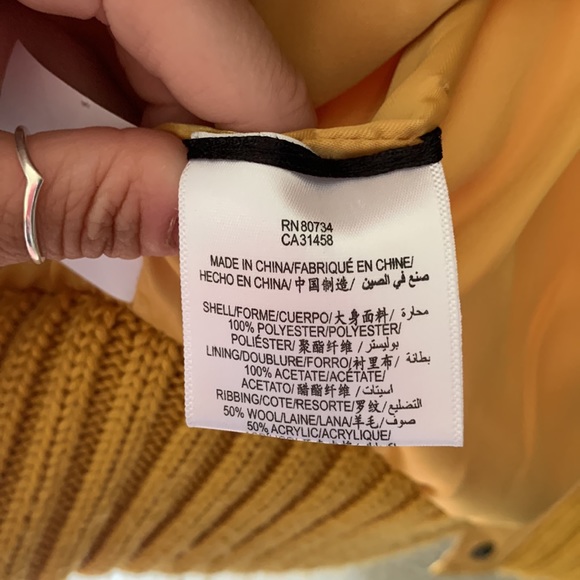 BCBGMaxAzria Quilted Yellow Button Up Vest - Picture 10 of 10